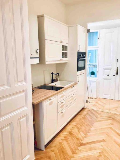 Vienna Luxury New Apartment Center -2. Bezirk Екстериор снимка